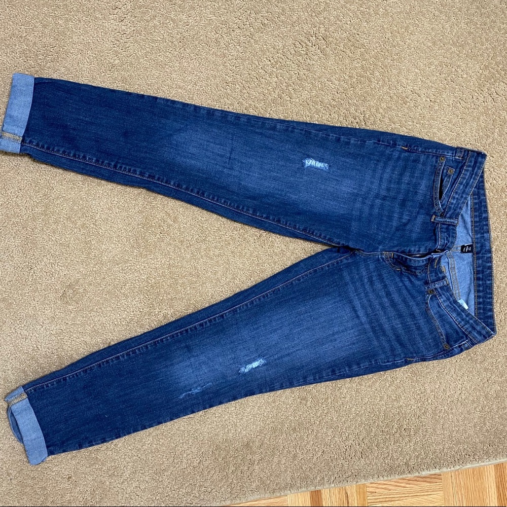 Gap jeans distressed